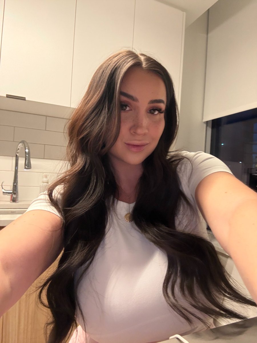 Layla Summers tweet media