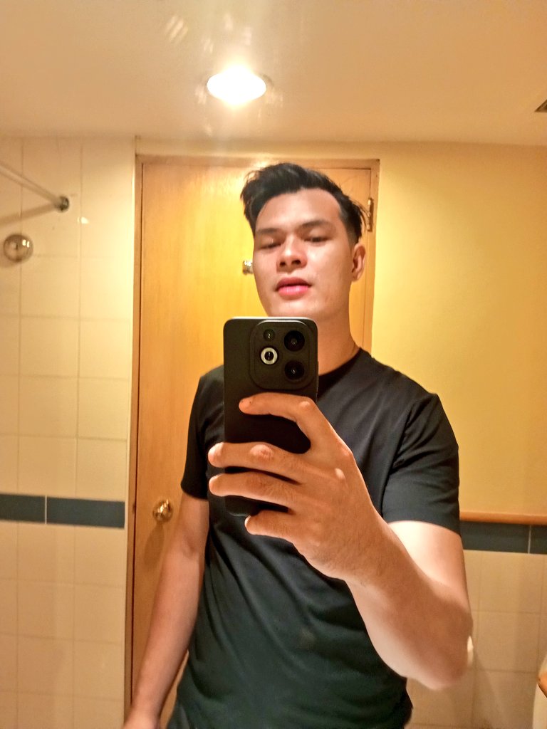 ChulexterC's tweet photo. Tara💦💦💦 https://t.co/3WJiGoniaS