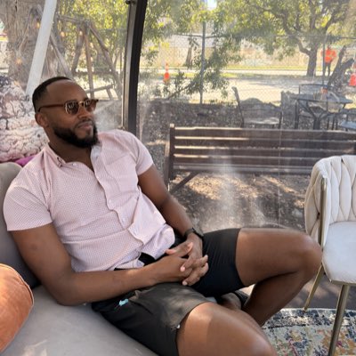 ATC_FUTURE's tweet photo. #NewProfilePic https://t.co/rfnu81KbQi