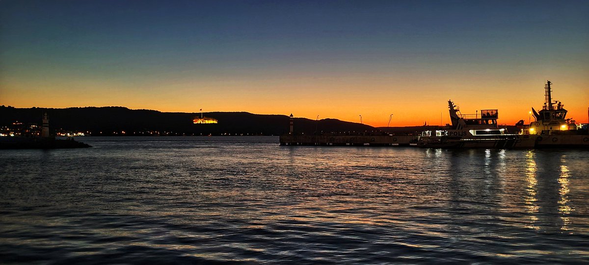 selcukayazoglu's tweet photo. #canakkalemerkez  #canakkale #gallipoli #troya #truva #PHOTOS #TurkeyWatch #gelibolu https://t.co/NWaIx7jVUE