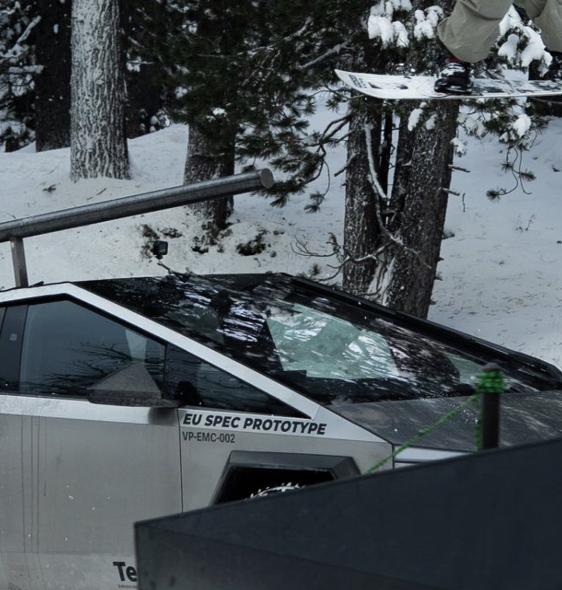 Neil Dunn tweet media