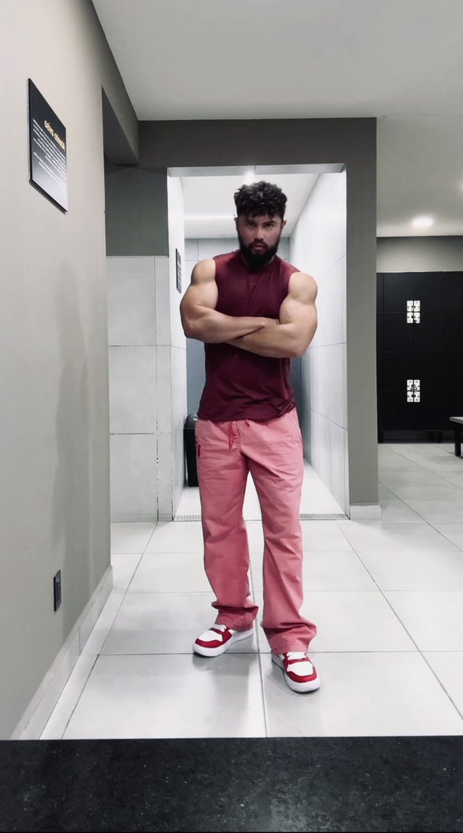 ♔ V A N P A T T O ♚ tweet media