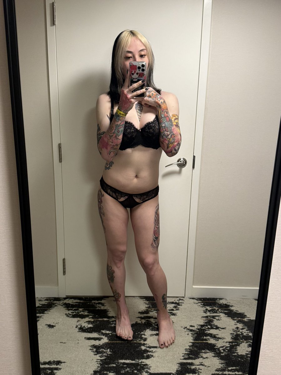 Lucy AD 🖤 🔜 LVFC, FWA tweet media