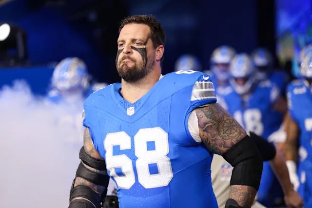 JLSports24's tweet image. Mass exodus of veterans from NFL teams today

Rashan Gary
Taylor Decker
Taron Johnson
Curtis Samuel
Jason Sanders

Not to mention the players available via trade 

NFL “offseason” is on 🔥