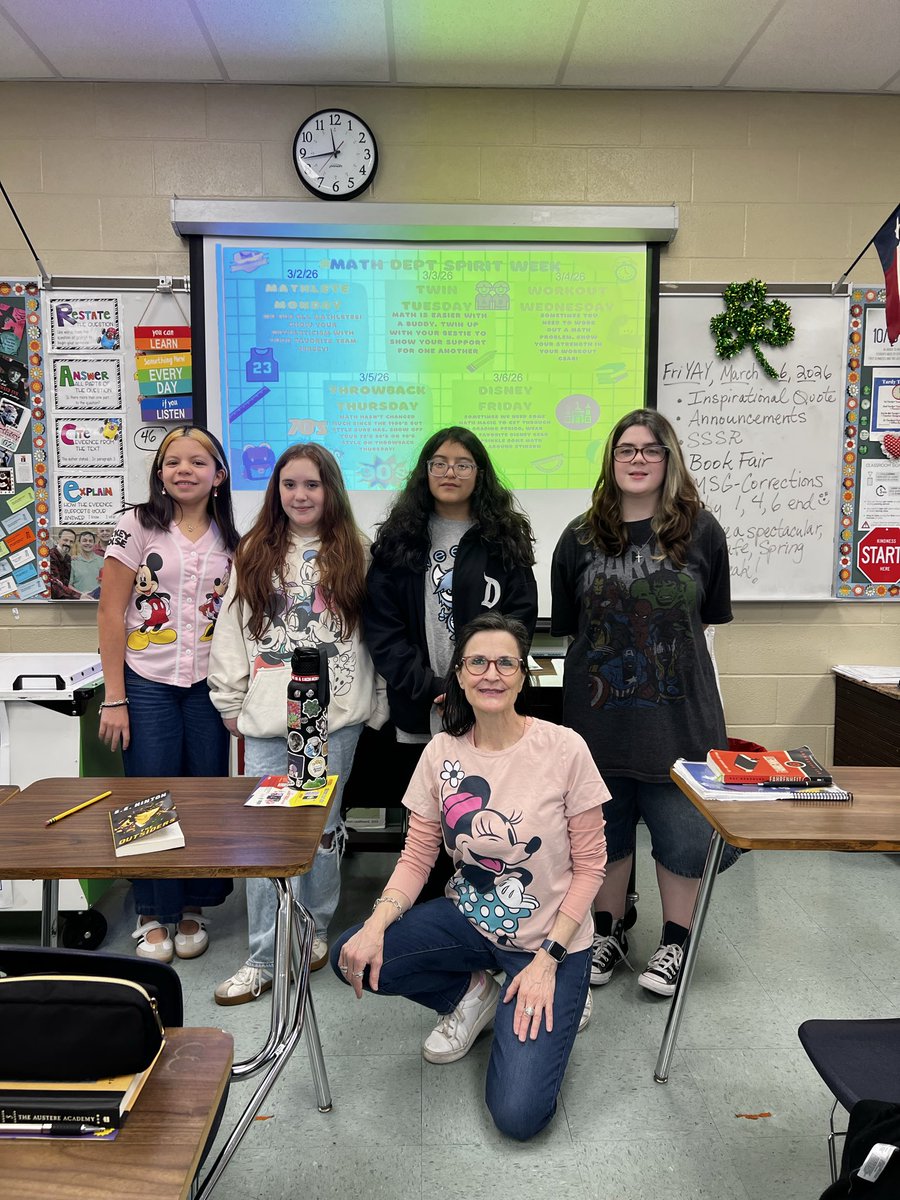 Math Spirit Week 🧮 #DisneyFriday 🏰 🏫#WhatABlessing 🙏🏼#NorthsideUnstoppable 💪🏼#SkyhawkPride 💙💚#Thirty_Two_rrific_Years 
🥉🥈#TeachYourHeartOut ❤️ #VHawks 🪽 #imsogladwehadthistimetogether 👂🏼#mimiandcompany 💋