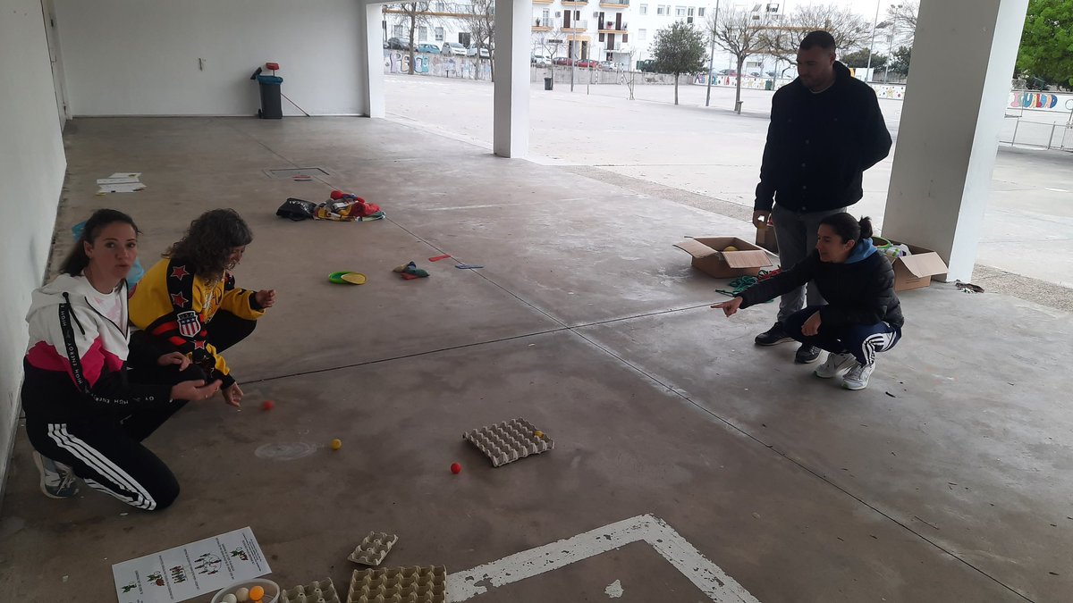 Patios Y Parques Dinámicos tweet media