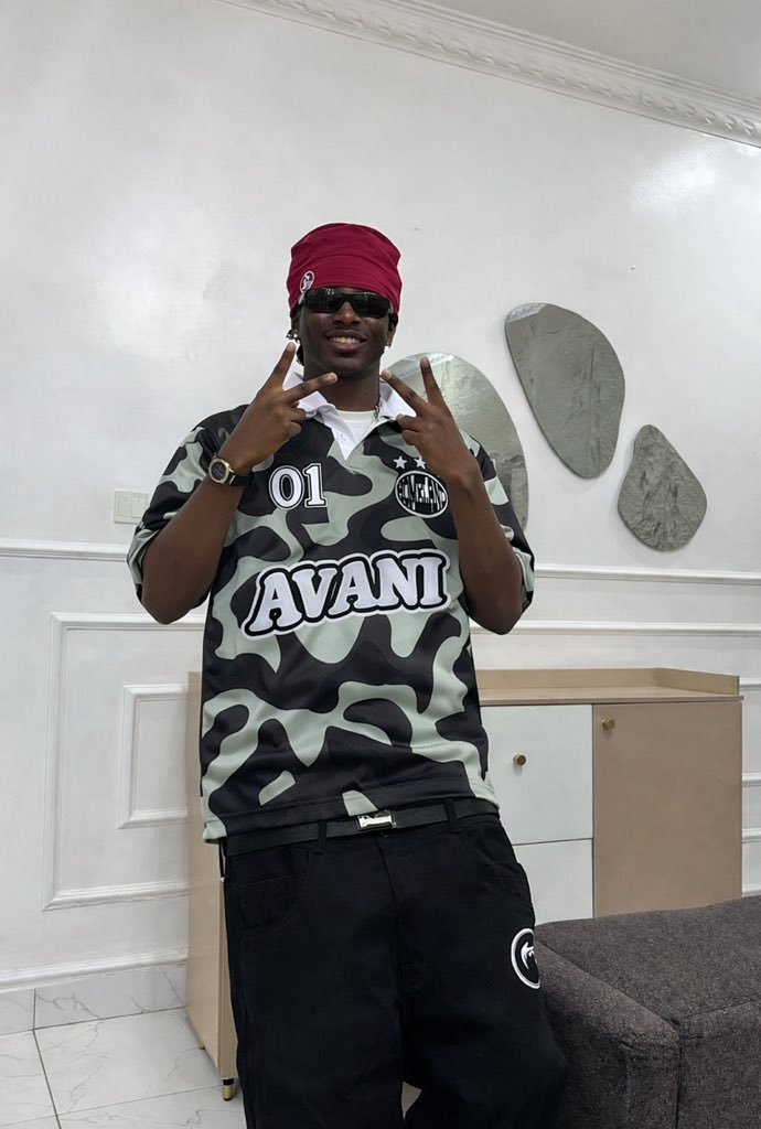Avani Clothings tweet media