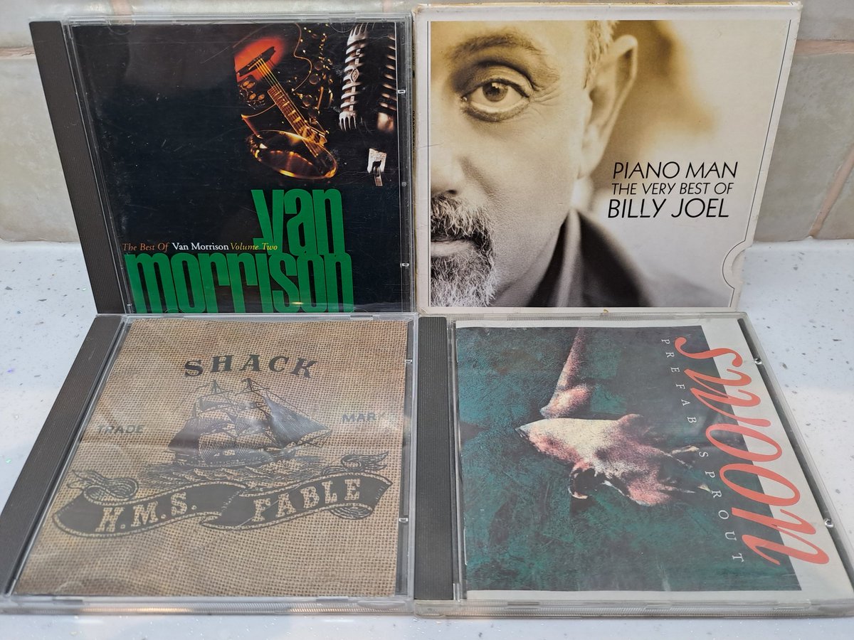 AffrenchFfrench's tweet photo. #CDFriday
Don't know if CD Friday is a thing here on twitter but I'm spinning Stay Free first for my bro @treeshrewmusic have a good weekend everyone! https://t.co/TEPoqw9hZN