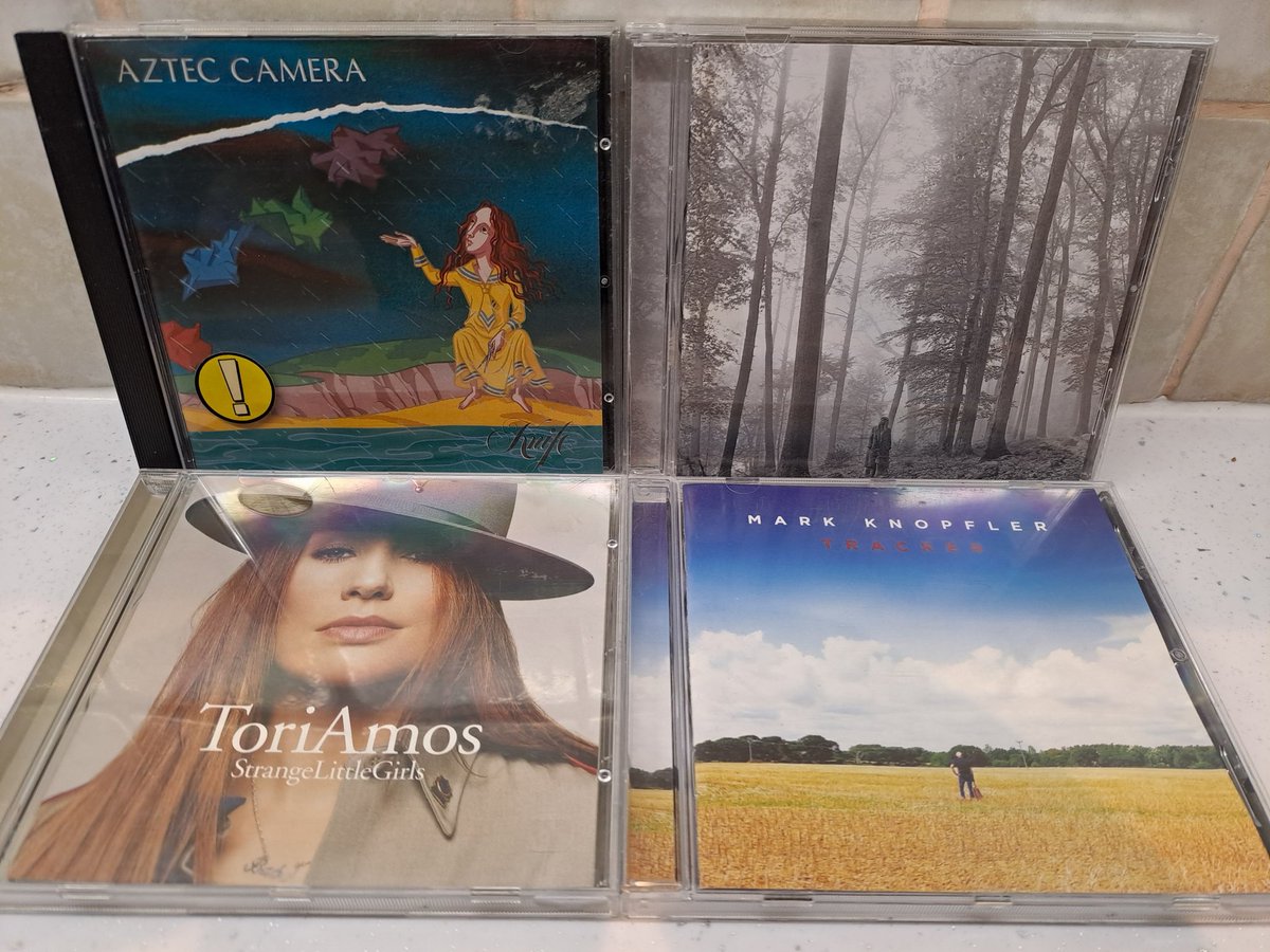AffrenchFfrench's tweet photo. #CDFriday
Don't know if CD Friday is a thing here on twitter but I'm spinning Stay Free first for my bro @treeshrewmusic have a good weekend everyone! https://t.co/TEPoqw9hZN