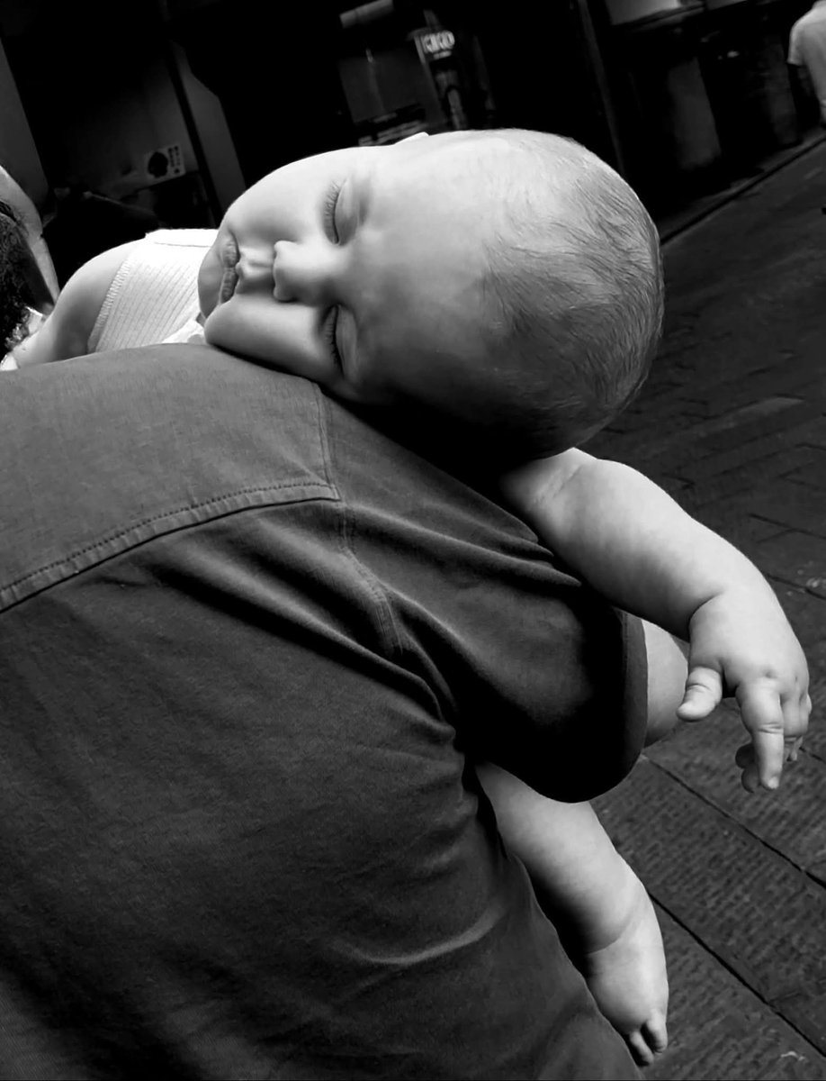 Sabina25537896's tweet image. Ho fatto delle foto. Ho fotografato invece di parlare. Ho fotografato per non dimenticare. Per non smettere di guardare. 

Daniel Pennac

Ph: Alberto Malatesta