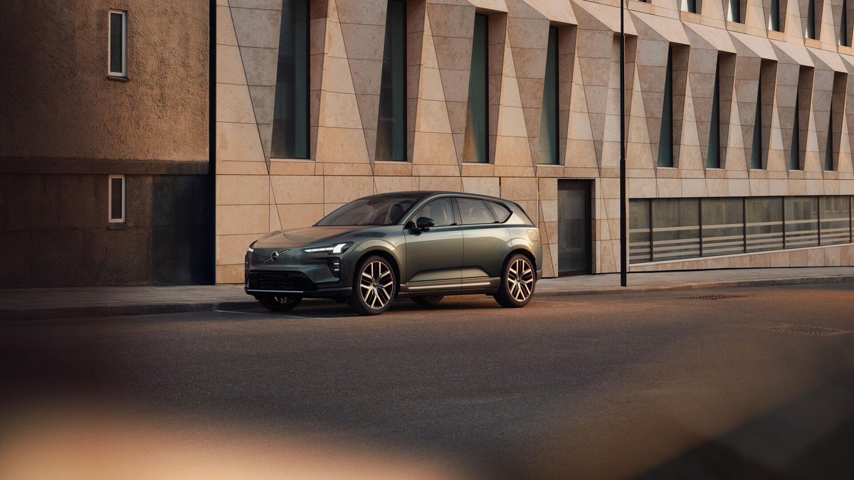 Portland Volvo Cars tweet media