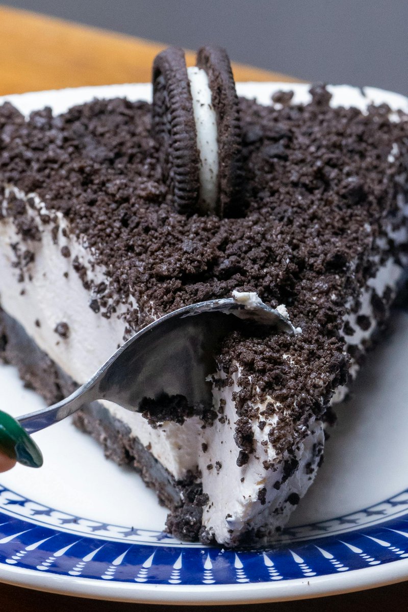 corner_kitchn's tweet photo. National Oreo Cookie Day Special! 🍪
Today’s excuse to celebrate: cookies!
Whip up cookies, milkshakes, or cookie crumb desserts with your favorite kitchen tools.

✨ Because every great dessert starts in the kitchen.

#OREOCookieDay #CornerKitchenStore
https://t.co/Oh14EHGfns https://t.co/CDO1qMPoOq