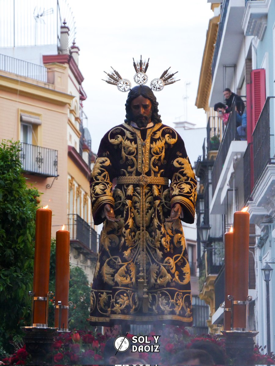sol_y_daoiz's tweet photo. El Rey de la calle Orfila
@HdadPanaderos
📸 @sol_y_daoiz
#viacrucis #lospanaderos #soberanopoder #SemanaSanta #tdscofrade https://t.co/q2Gsevr2vk