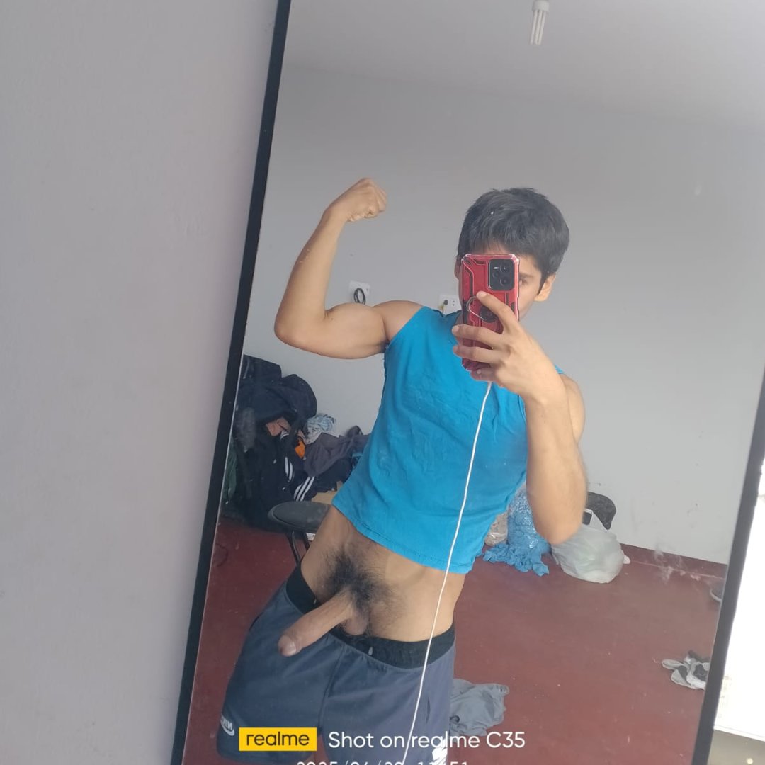 Drivero12 tweet media