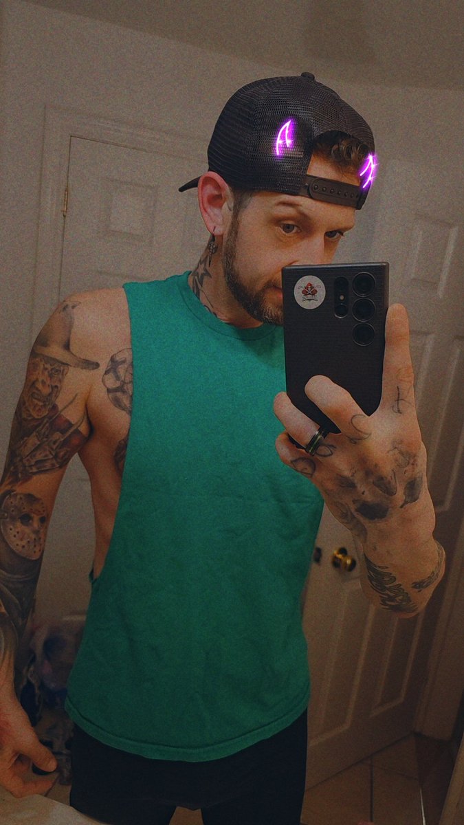 London Green Ranger ♛ tweet media