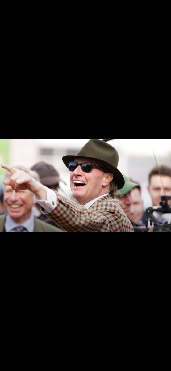 Taylr 🐎 tweet media