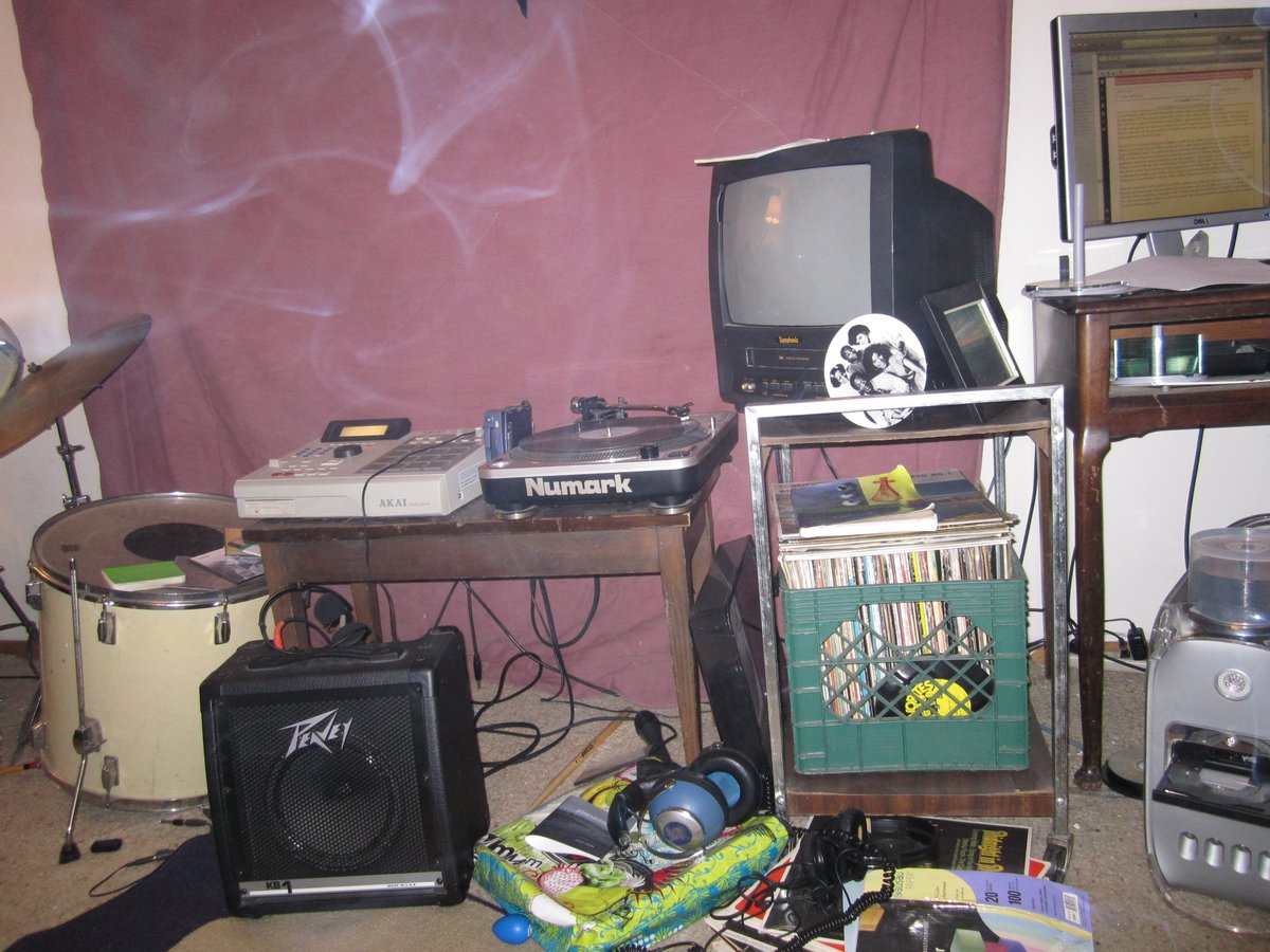 iron_RICH tweet media