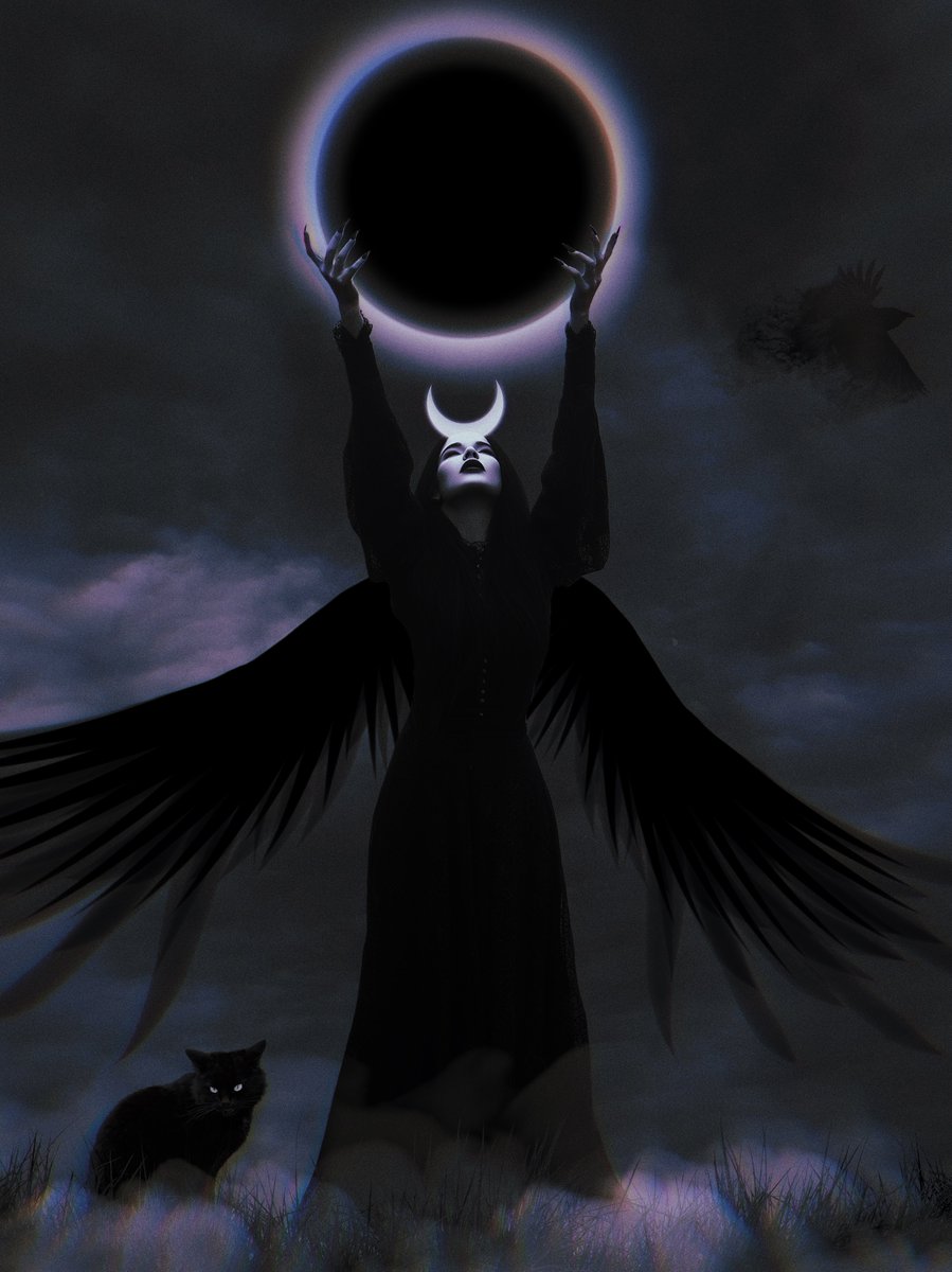 Cozmonika tweet media