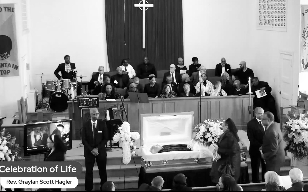 OnTheGroundShow's tweet photo. ‘ON THE GROUND’ SHOW FOR MARCH 6, 2026: As the U.S. spends billions on an attack that could lead to global war, people in the U.S. say ‘No’ to war on Iran. DC celebrates the life of a  champion for justice, the Rev. Graylan Hagler. Link in IG bio or https://t.co/iqkOIFtmmI https://t.co/F0bQXTmRZA