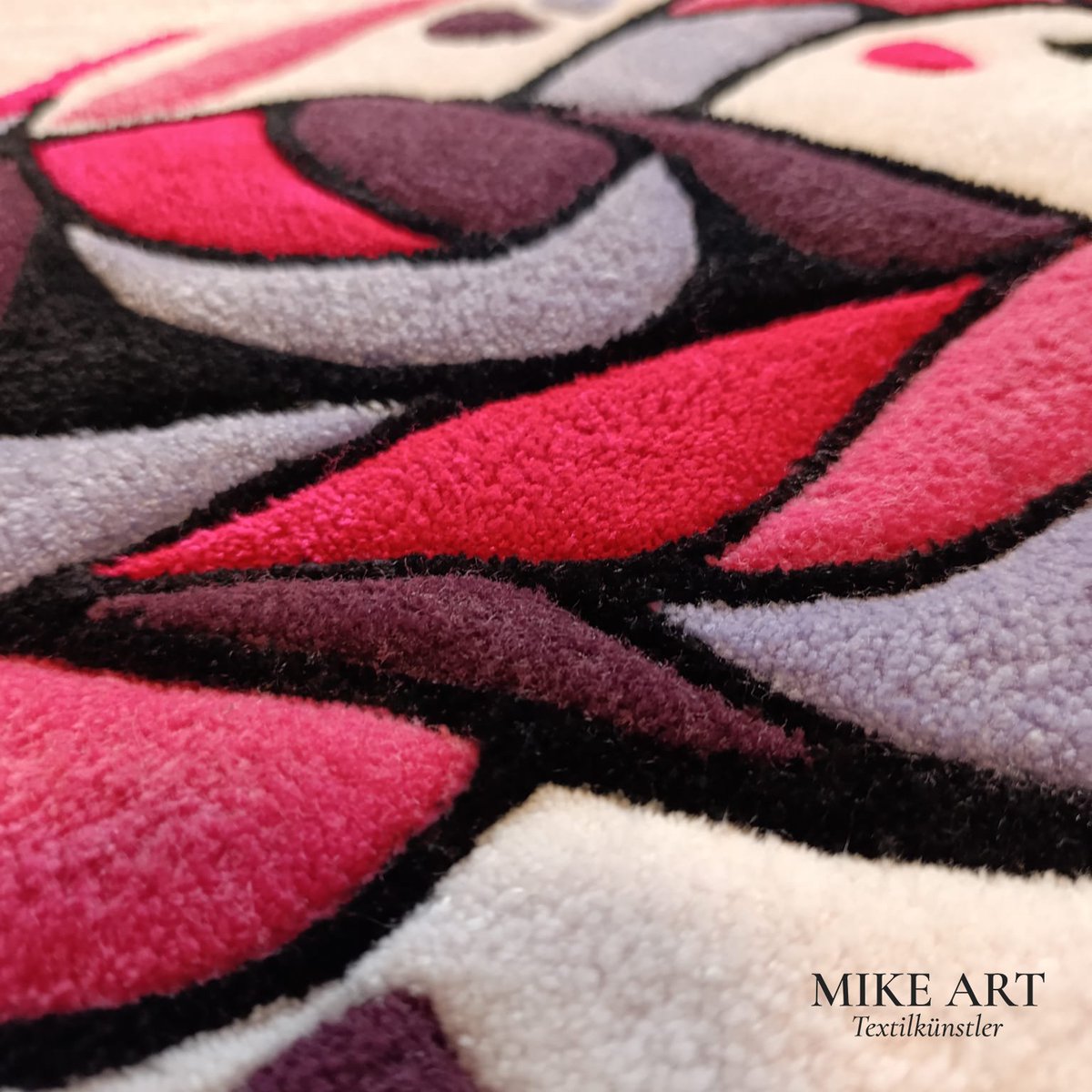 mikeart65's tweet image. mi-ke-art.de
-
#mikeart #textilkünstler #madeingermany #unikat #KunstFürDieWand #interiorart #statementpiece #DesignMitCharakter #tuftingart #tuftingart #Wandteppich #rugart #RugDesign #felineinterpretation #abstraktekunst #futuristischekunst