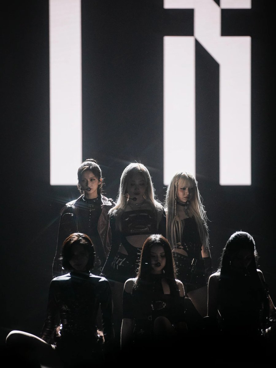 haewon_org's tweet photo. the aura is so intimidating i'm shaking https://t.co/yIYQQOav8h