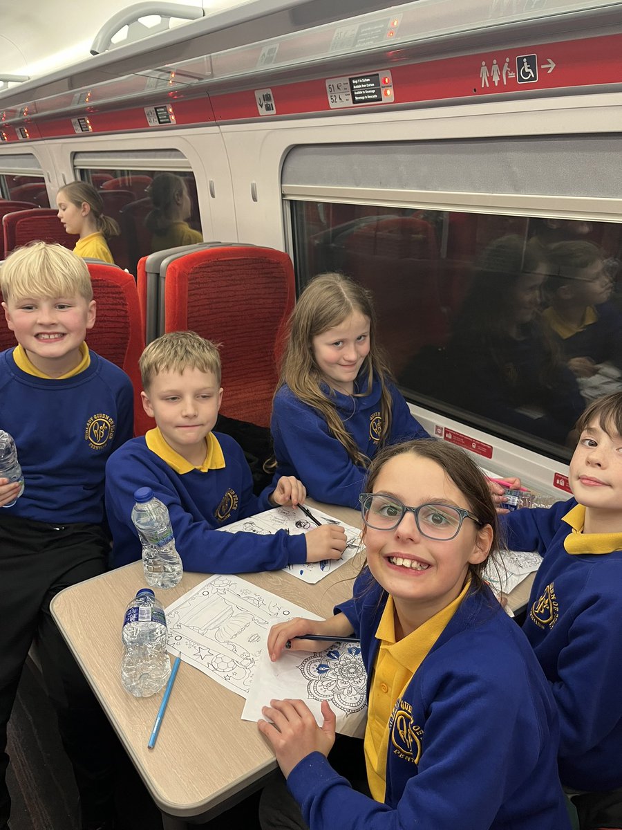 OlqopPrimary's tweet photo. Home time https://t.co/XwJyRLB6M9
