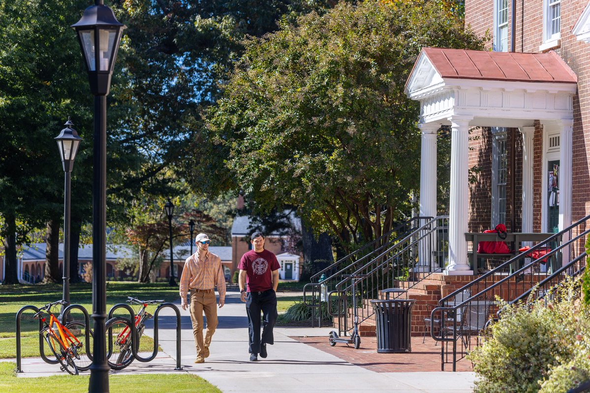 Hampden-Sydney College tweet media