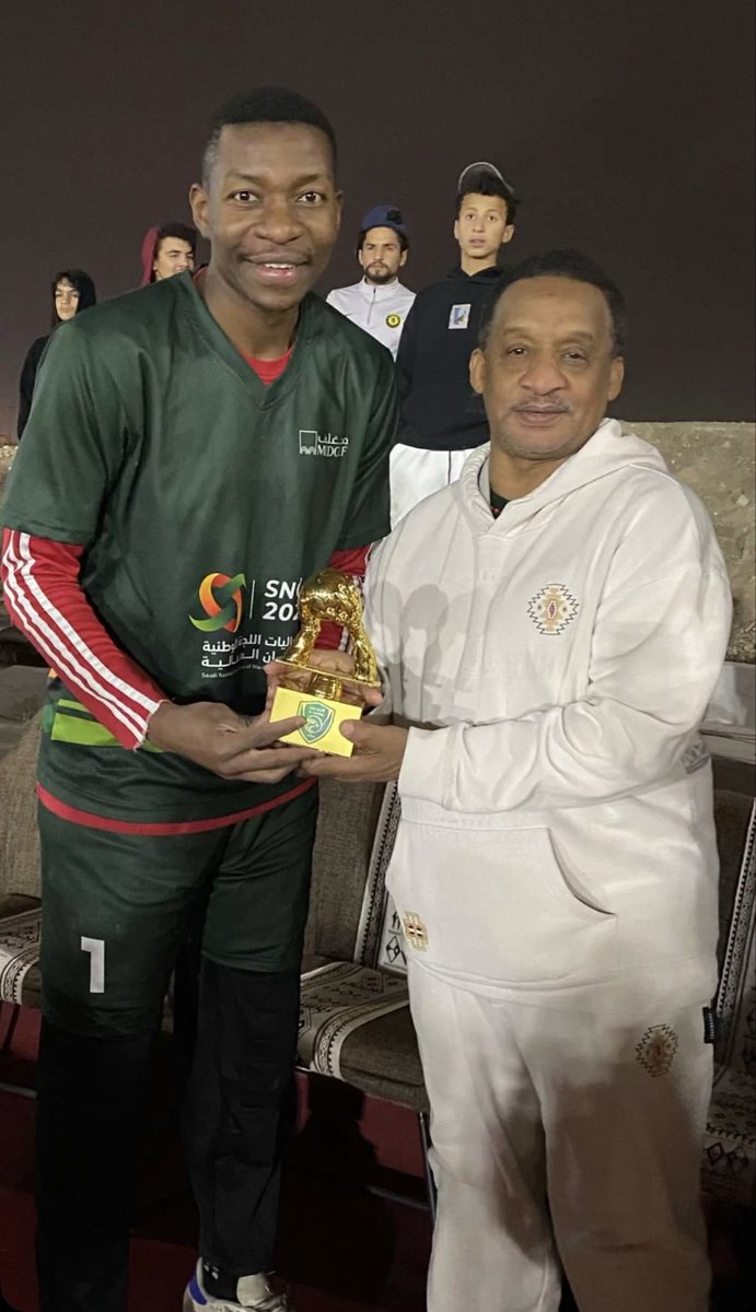 📩#نجوم_الاكاديمي_افضل_حارس_في_

 #بطوله_التعاون_العشرون_الرمضانيه_على_كأس_المدرب_القدير_ولاعب_نادي_النصر_علي_كميخ

(عثمان ادريس) بلا منازع ماشاء الله تبارك الرحمن 

<a href="/najoom_academic/">فريق نجوم الاكاديمي</a>
<a href="/AliKuemkh/">Ali Kuemkh علي كميخ</a>