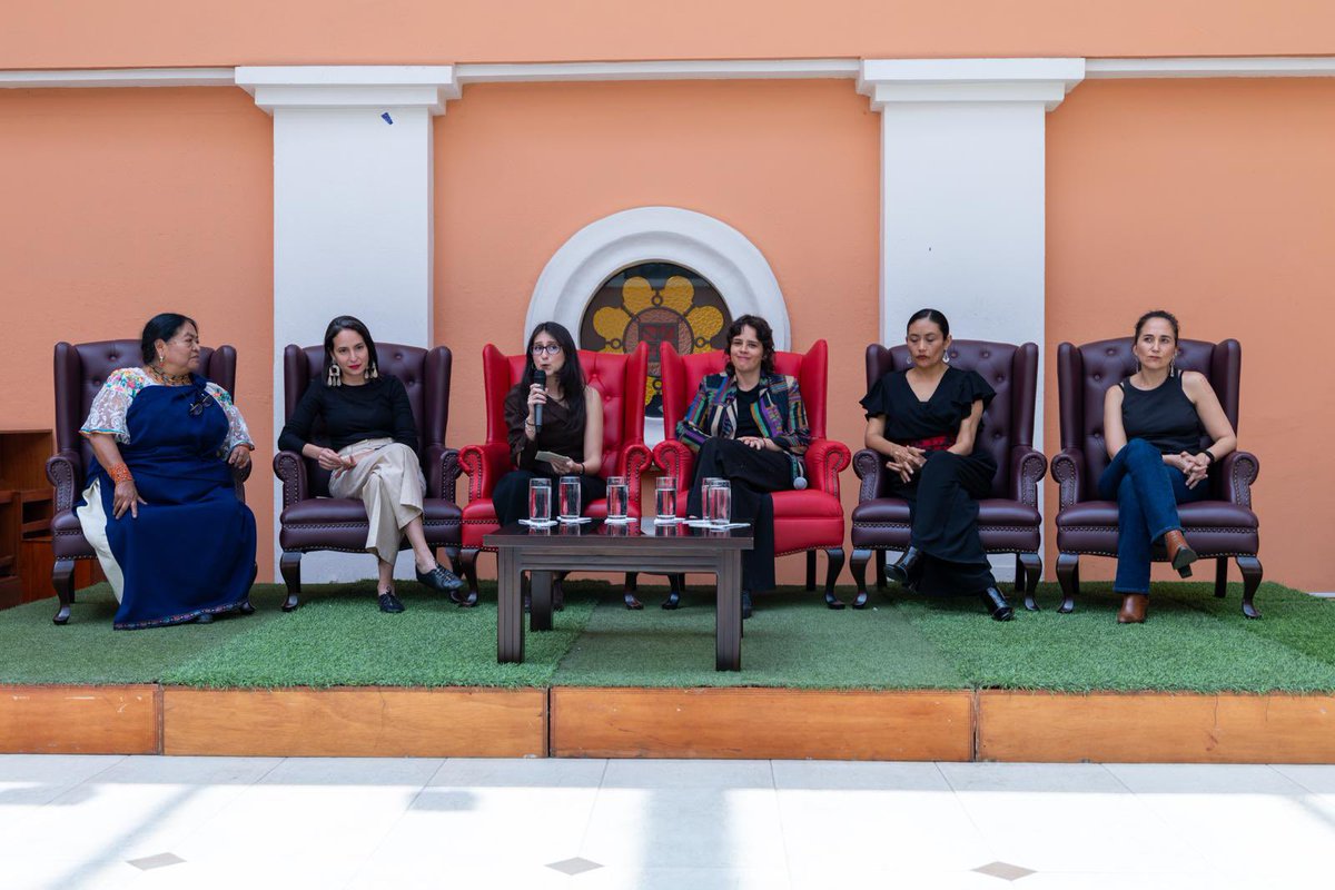 EmbEspañaEcuador tweet media