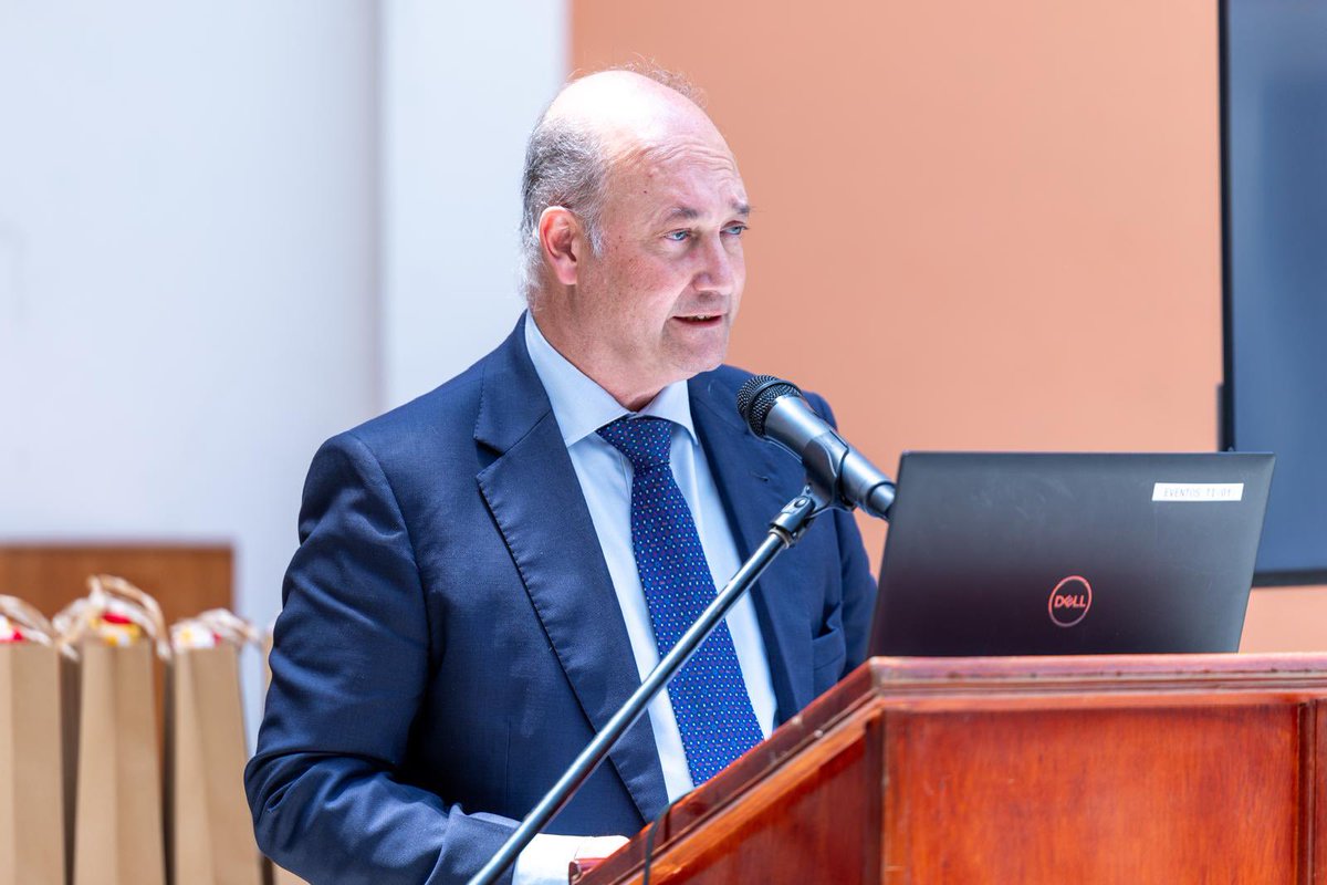 EmbEspañaEcuador tweet media