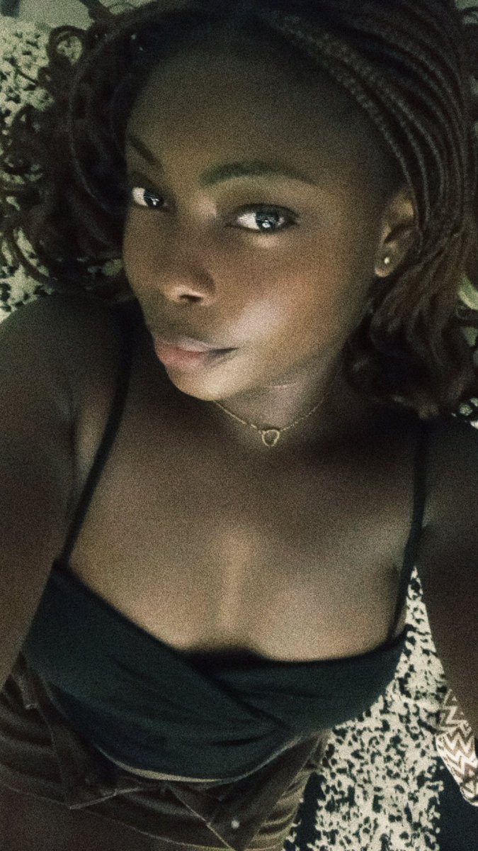 Breeeᥫ᭡ tweet media