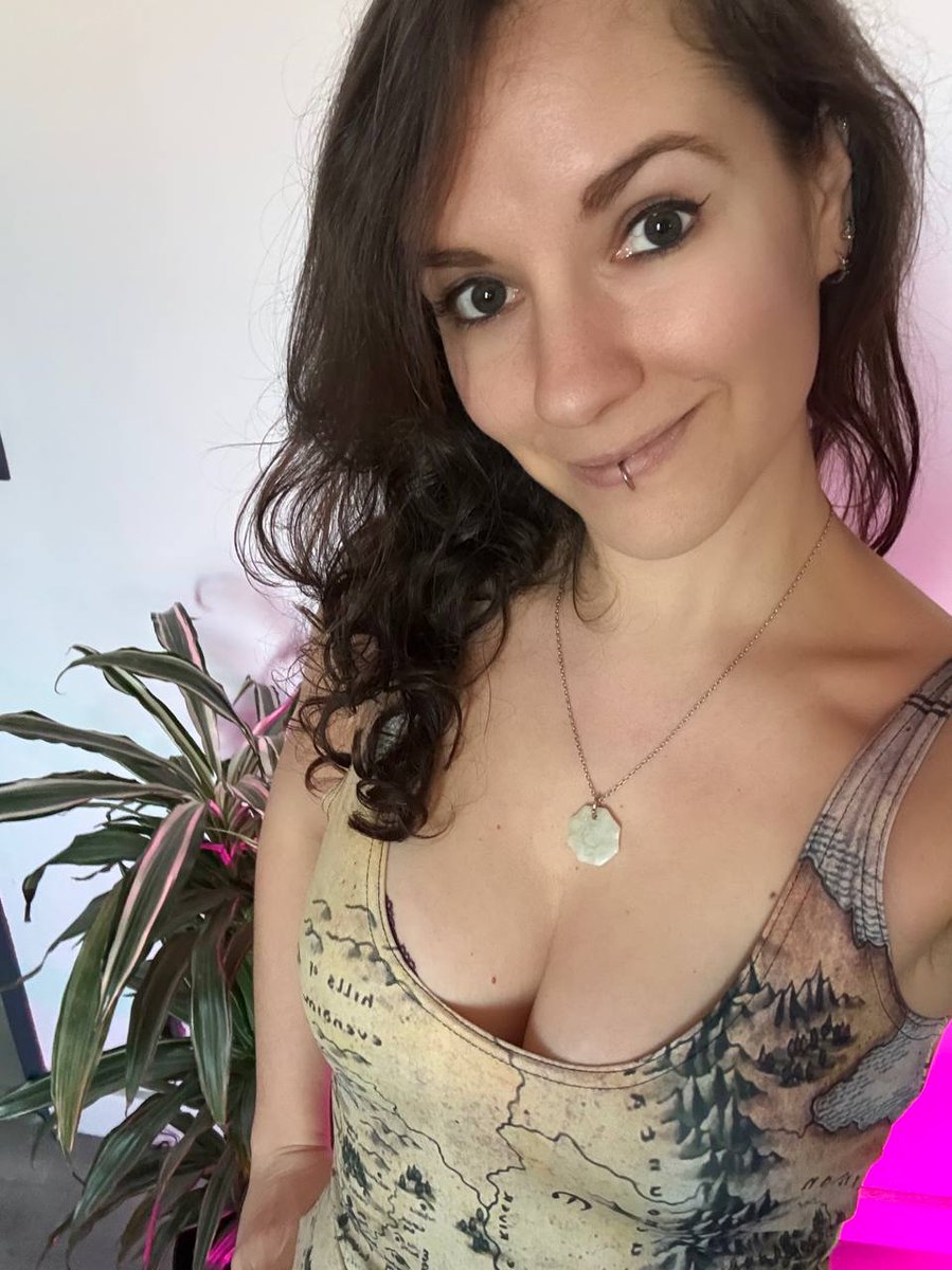 Lady Nirvana tweet media