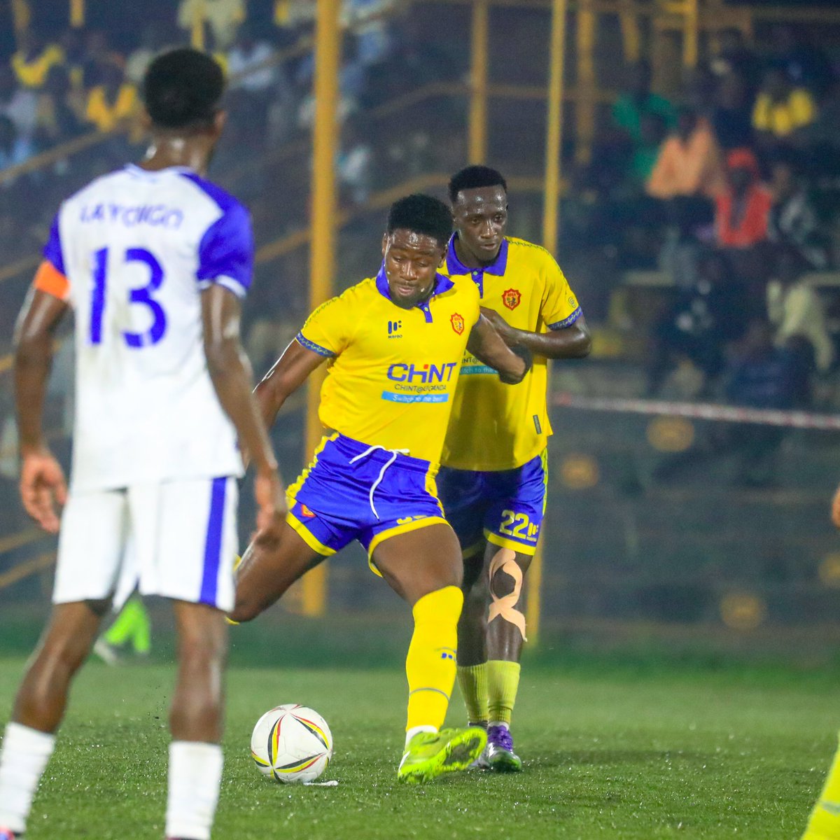KCCAFC's tweet photo. Action as it unfolded

#KCCAFC #KCCAPOL #StarTimesUPL https://t.co/lIs7ycaJct
