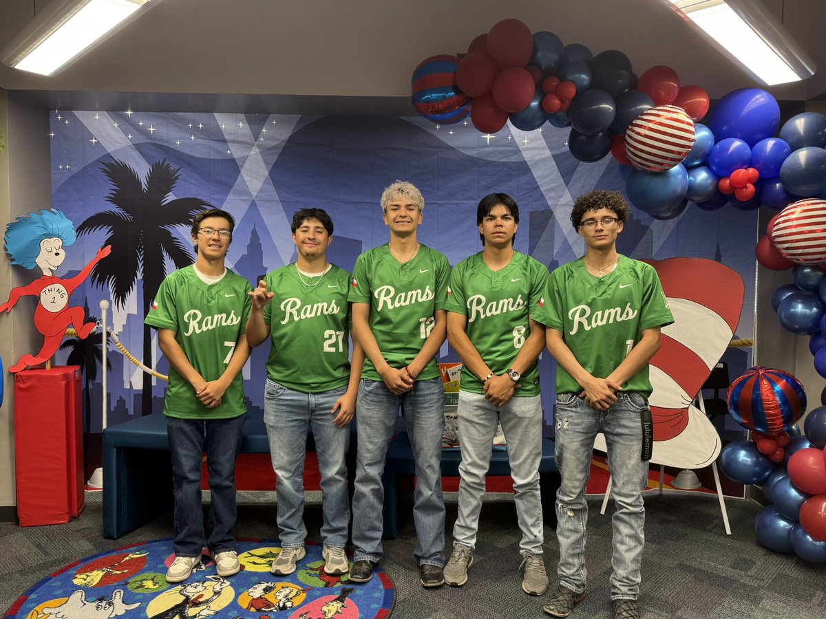 MONTWOOD RAMS BASEBALL⚾️🏈Coach Romo tweet media