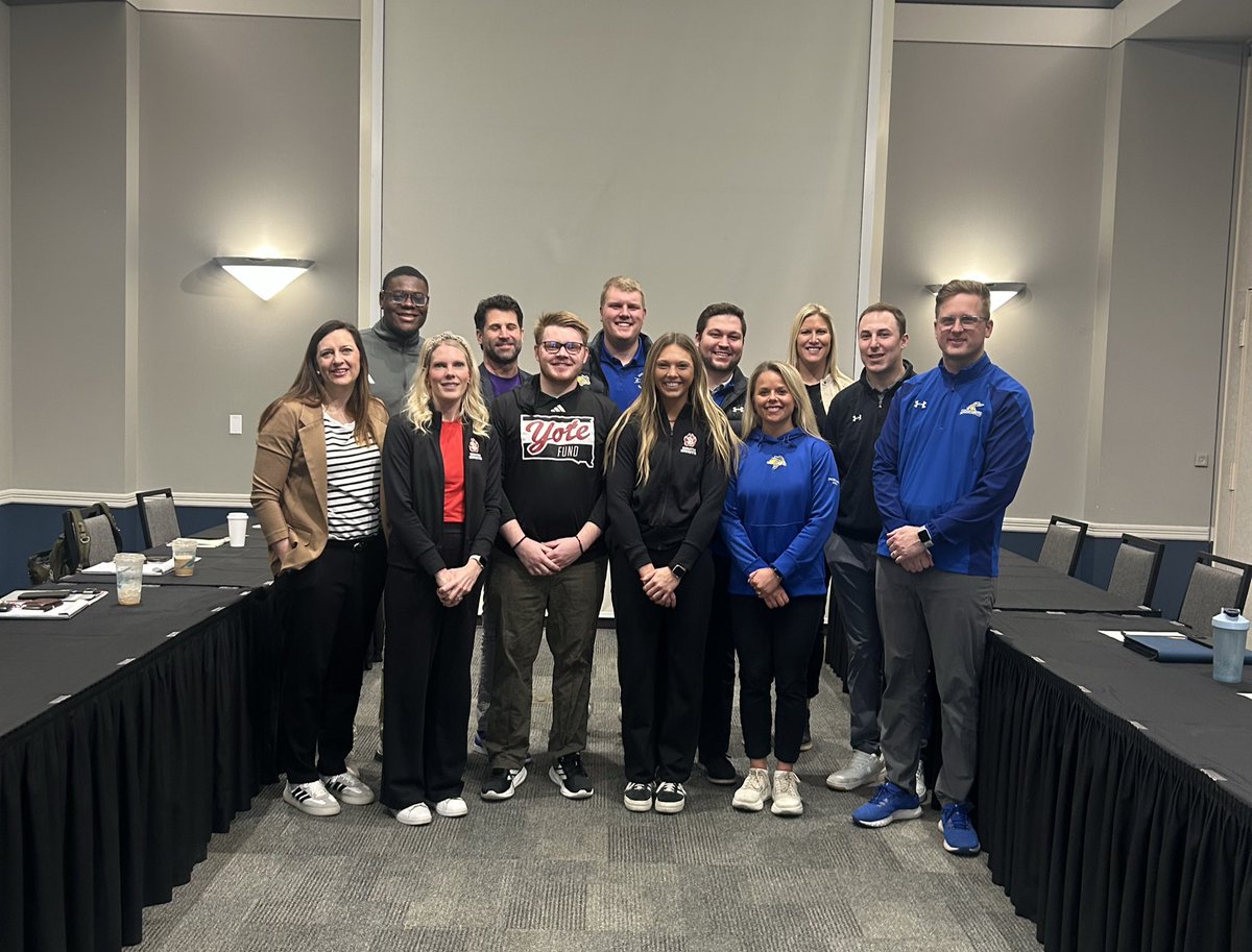 Ry_Earl_Christy's tweet photo. Enjoyed the chance to huddle with @TheSummitLeague peers and host our conference basketball @NAADDevelopment gathering.  There is some great work being done to support student athletes in this new era of college athletics! https://t.co/mmdTjjSYPg