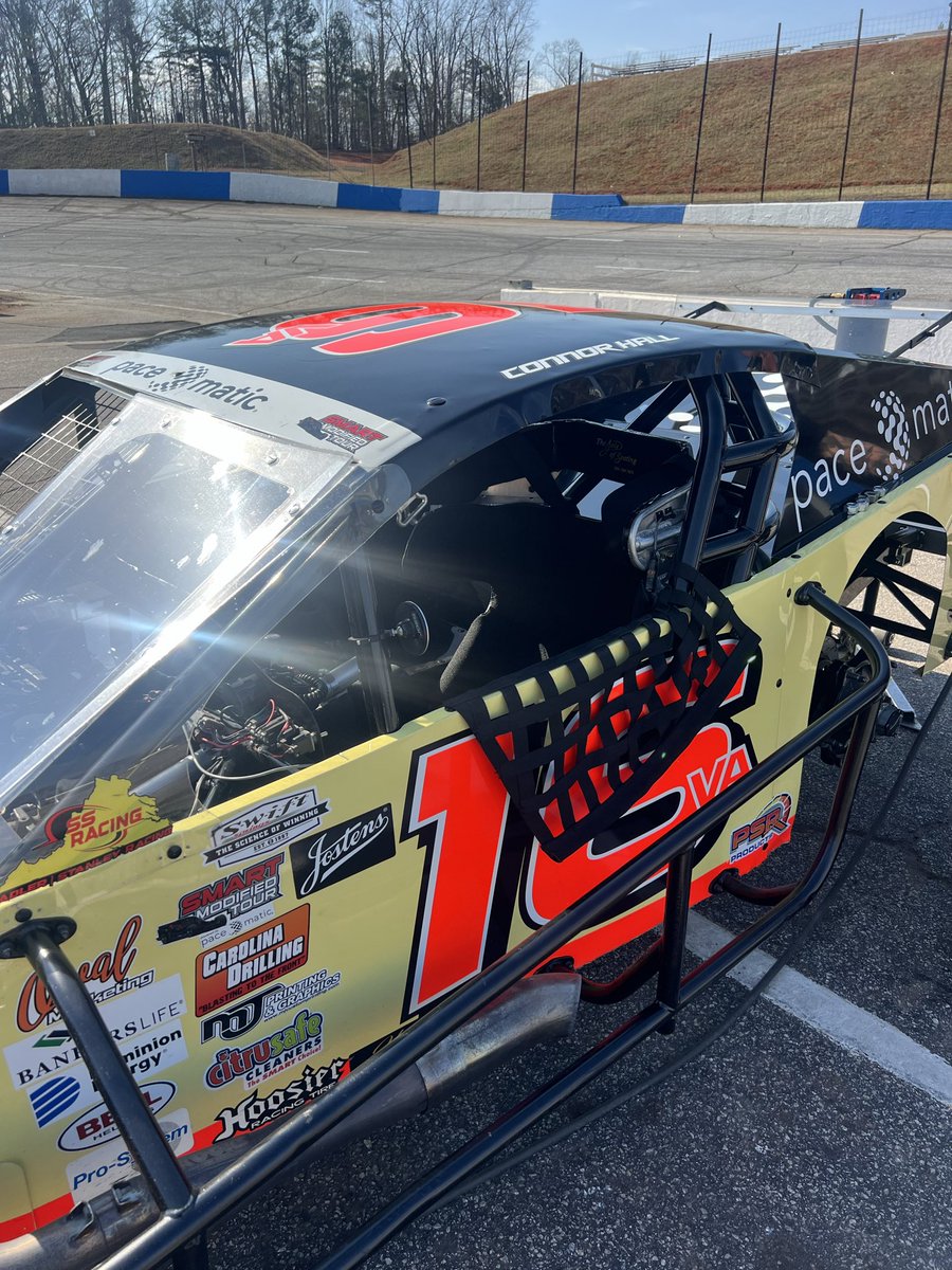 Connor Hall tweet media