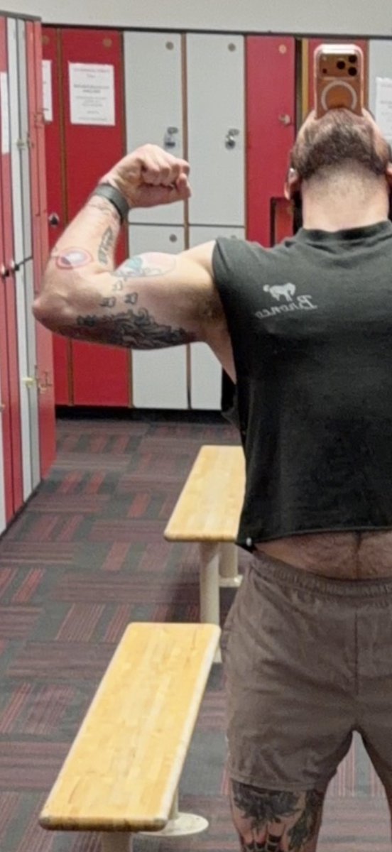 Local Boy tweet media