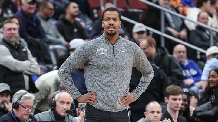 Simon Charles tweet media