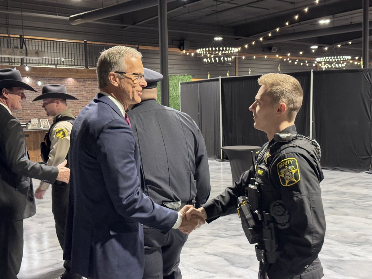 Leader John Thune tweet media