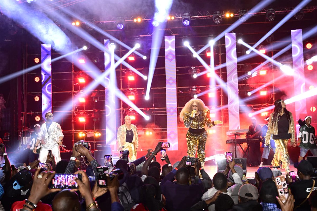 #WanLuoTvUpdates
#MakomaLiveInKampala 💃🕺
Makoma dong gudonyo i wi abam!

<a href="/PacificEventUg_/">PACIFIC EVENTS LTD</a> l <a href="/SafeBoda/">SafeBoda</a> l <a href="/SkyzHotel/">Skyz Hotel Kampala</a> l <a href="/CapitalFMUganda/">Capital FM Uganda</a>
<a href="/nbstv/">NBS Television</a> l <a href="/sanyukatv/">Sanyuka TV</a> l <a href="/afromobileug/">AfroMobile</a>
#TwekobeHardwareNabbingo #LionRecords