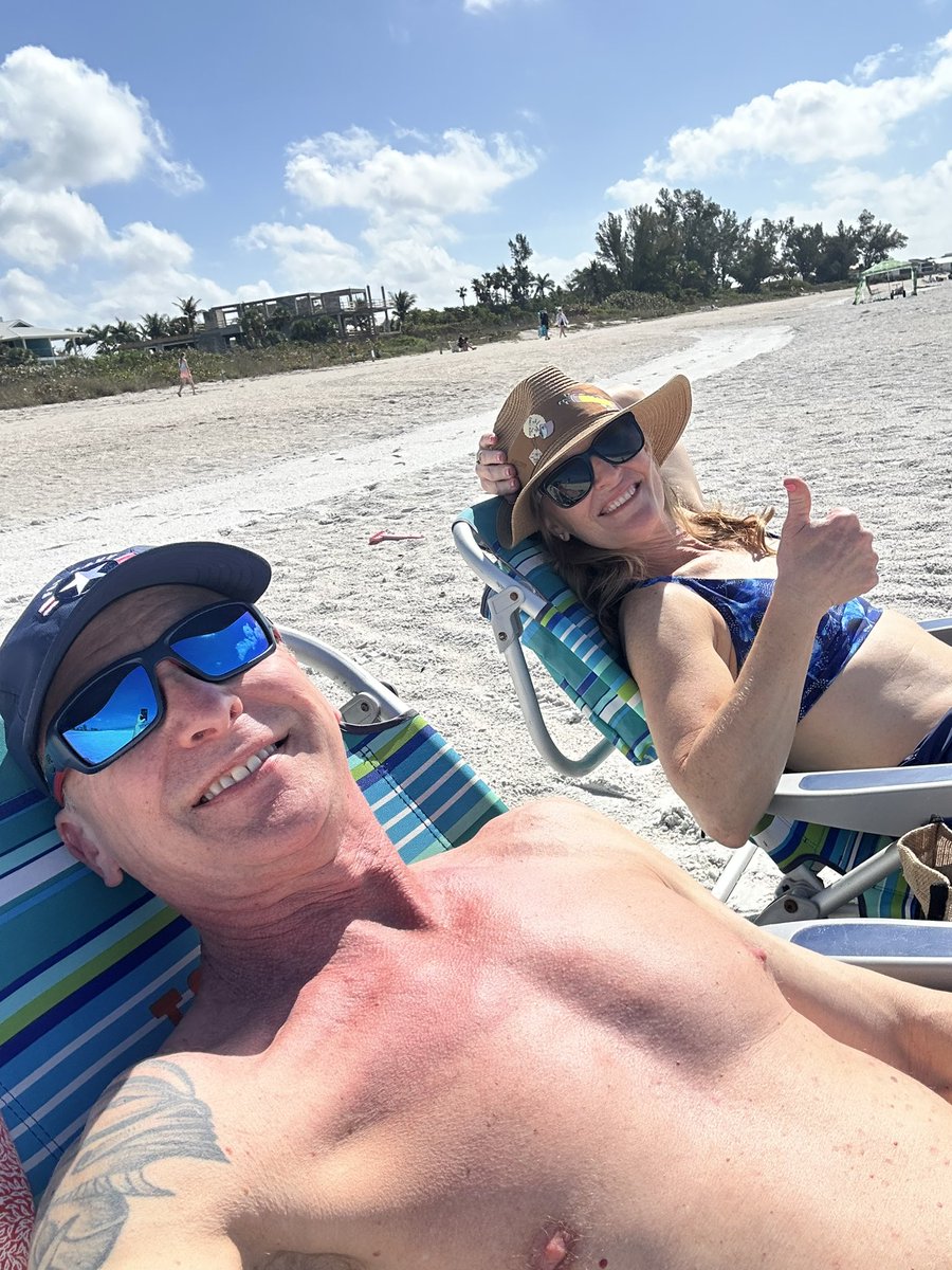 KevinFrye1's tweet photo. Hello sunshine! 🌞 #annamaria https://t.co/FzWak9jDrh