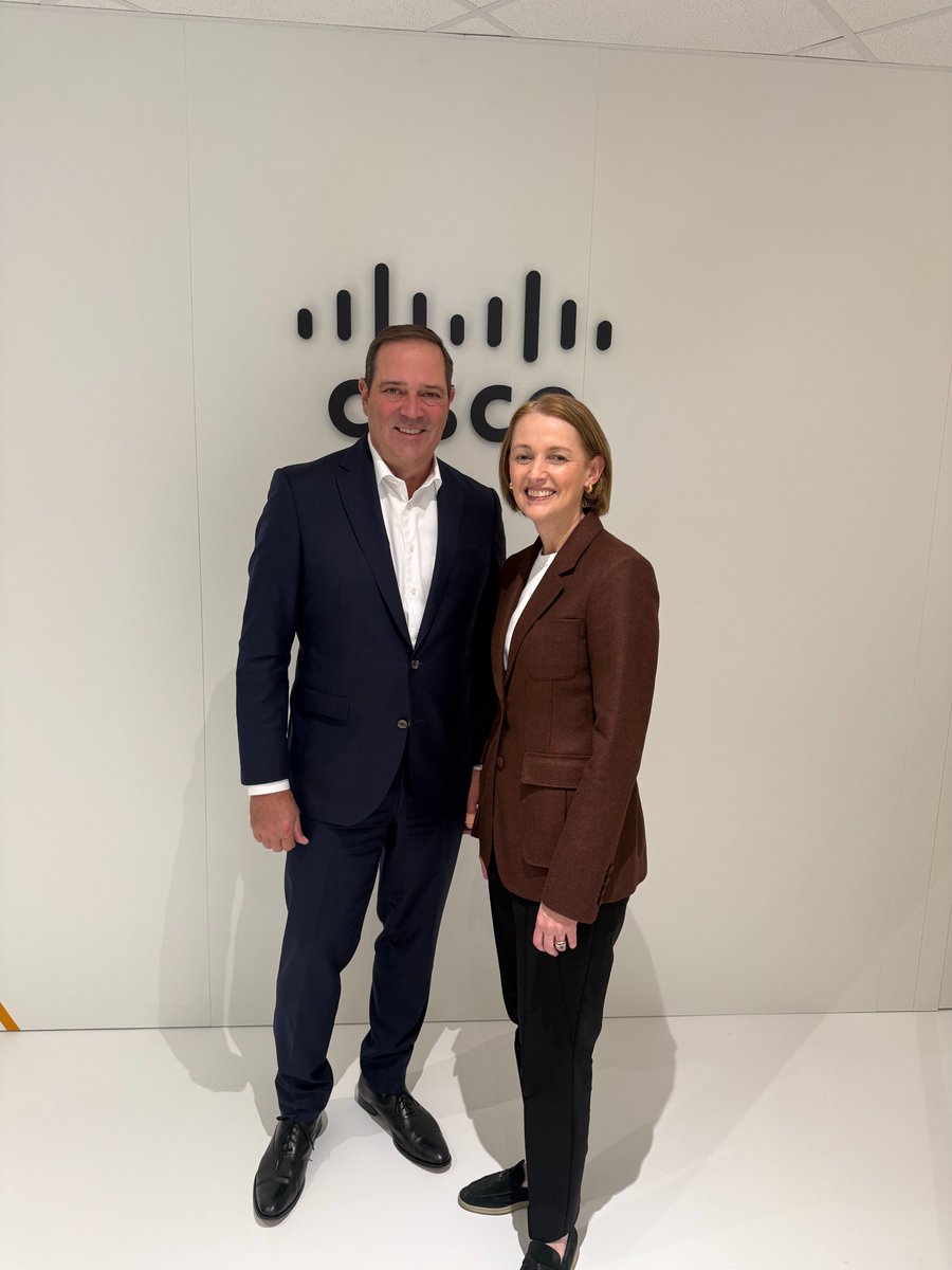 Chuck Robbins tweet media