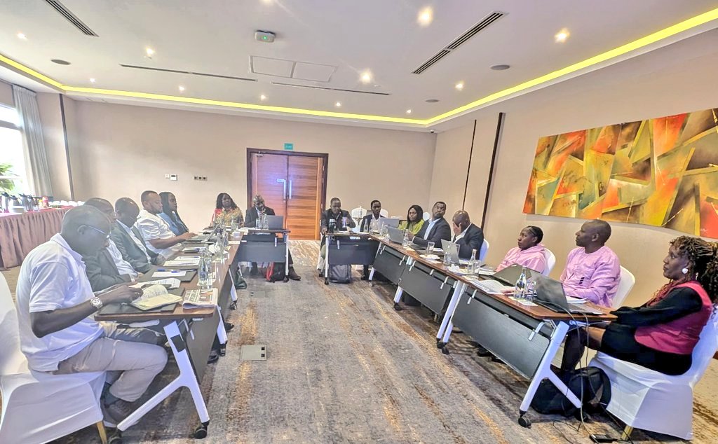 RRightsAfrica's tweet photo. A landmark moment of collaboration! We joined other NGOs, @TotalEnergiesUG, @PAU_Uganda,@UNOC_UG, @EACOP &amp; @CNOOCUgandaLtd in Joint strategic planning for 2026.We discussed,aligned and learned from each other,resulting in a shared activity calendar to guide coordination action. https://t.co/G4Xz9ZaEUg