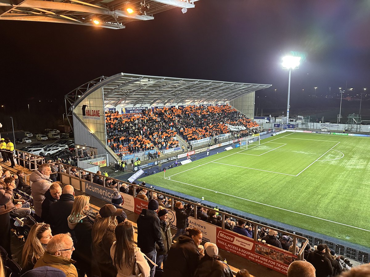 EwenDCameron's tweet image. STV RADIO FOOTBALL SHOW 

A night out at the Falkirk Stadium 

#JamboBairn #Falkirk #ScottishCup