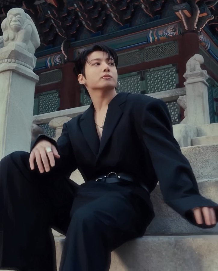 NETIZENS CHOICE: MOST HANDSOME MAN ALIVE ✨

Drop tags: 
🎯 100 retweets and replies

I vote  #JUNGKOOK  for Most Handsome Man Alive #MHMA2026 #MHMA2026JUNGKOOK #NETIZENSCHOICE <a href="/thenreport/">The Netizens Choice Magazine</a>