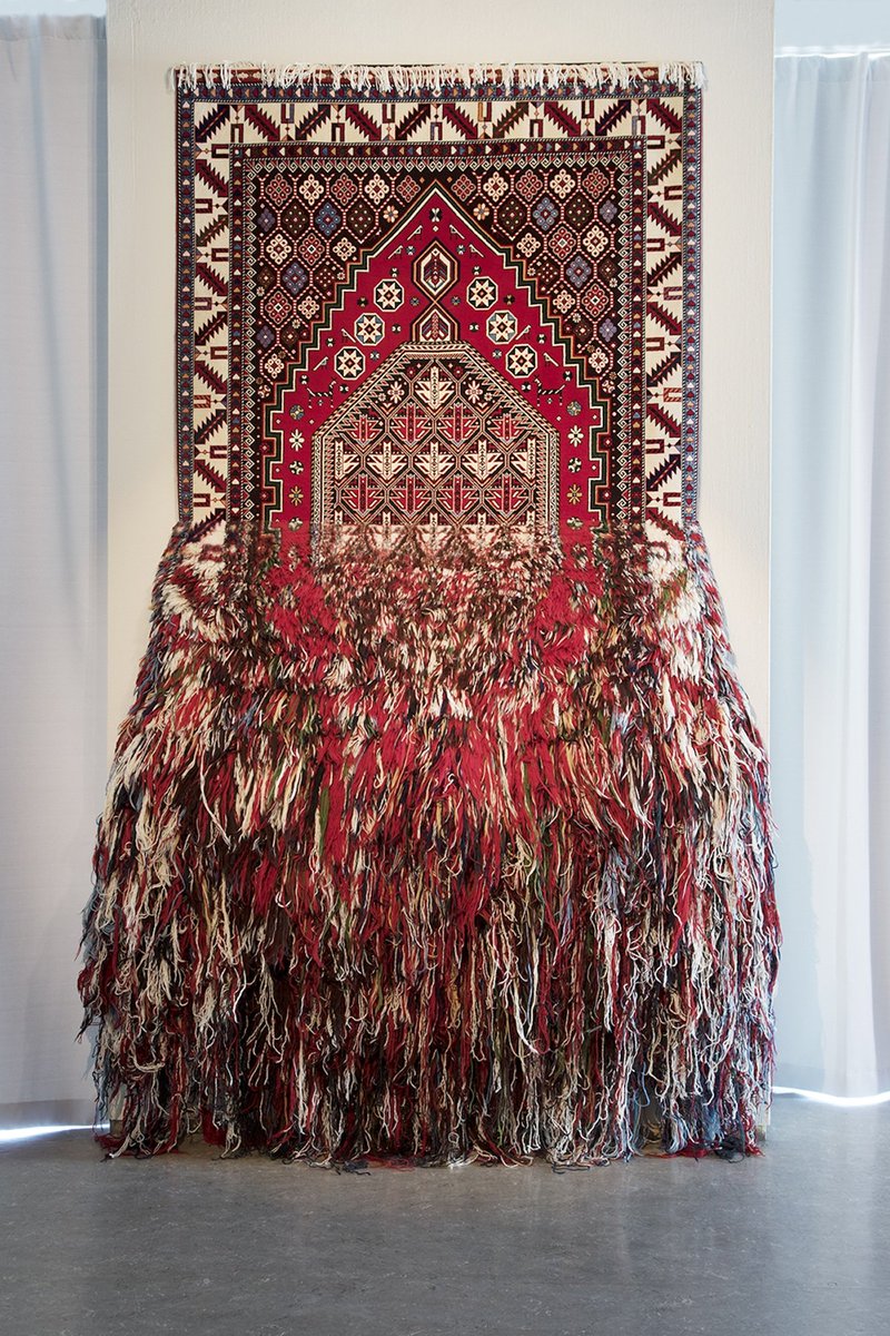 izzah_vl's tweet photo. the technique sarah used to construct this dress reminded me of faig ahmed's work on azerbaijani carpets. https://t.co/kOtLSj1H55