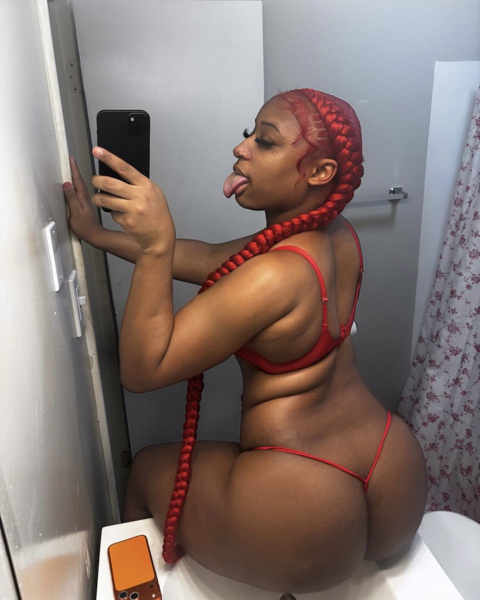 Wanna come taste it 👅