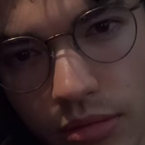 STARabovethebay's tweet image. happy #foundheavenfriday or whatever #scared