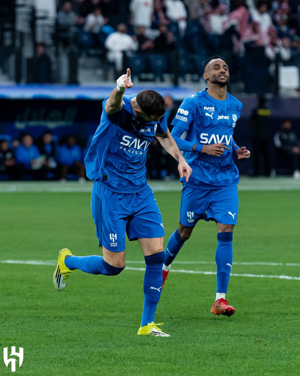 Alhilal_EN's tweet photo. KB9 ☝️💙 https://t.co/ZNqicAPZNj