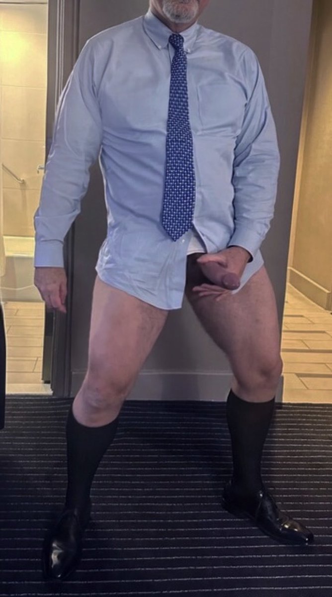 Suited Dad tweet media